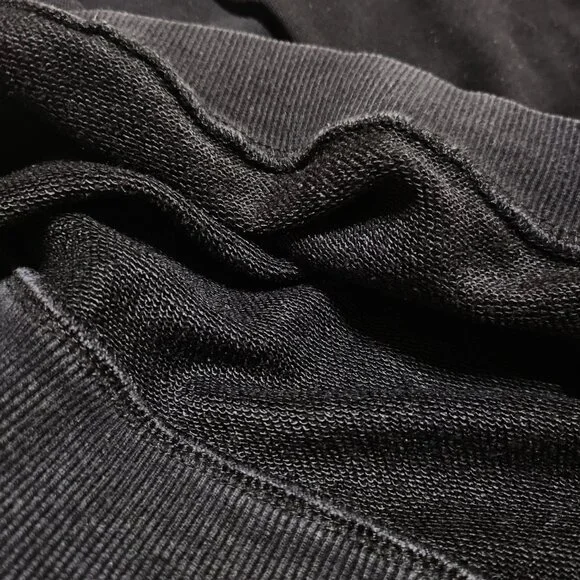 BALENCIAGA  BLACK AND WHITE ICONIC LOGO UNISEX SWEATSHIRT - Picture 10 of 10